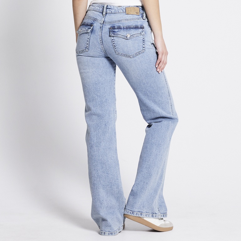 Back pocket bootcut jeans "90's Boot" Light used